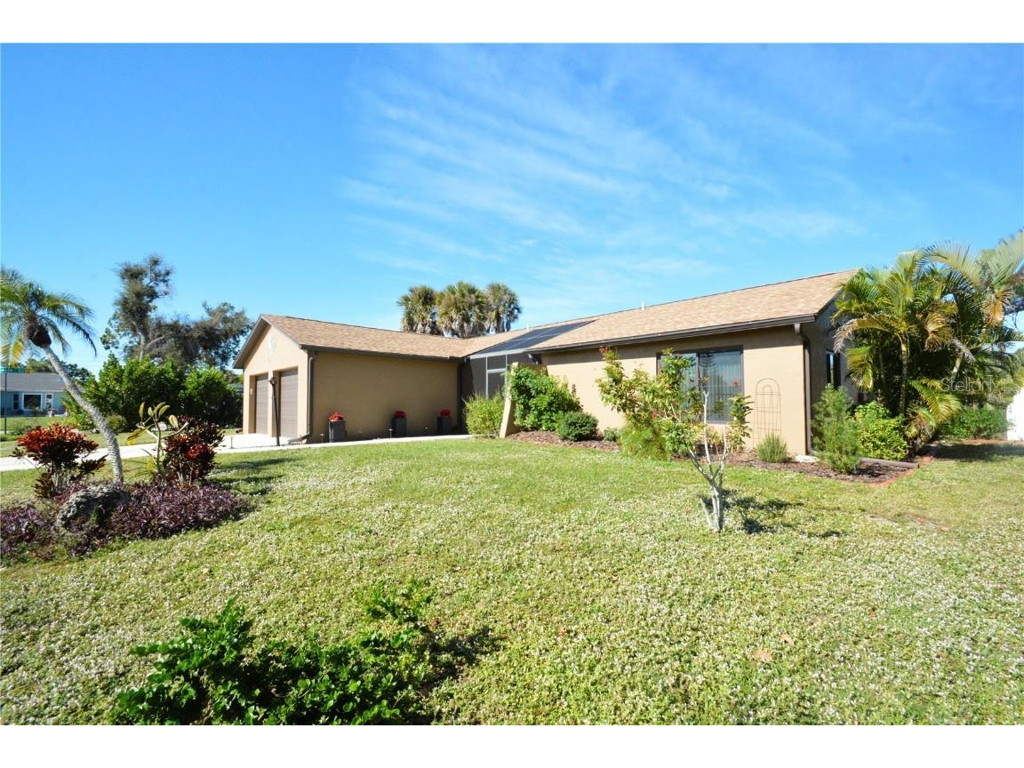 444 Dorchester Drive Venice FL 34293 A4590631 image1