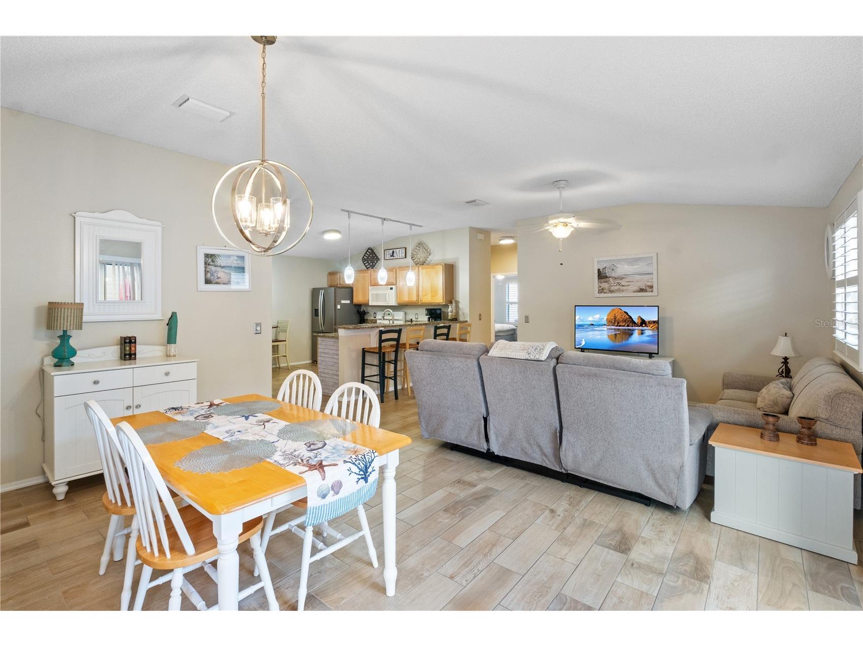 444 Maywood Way The Villages FL 32162 G5107437 image3