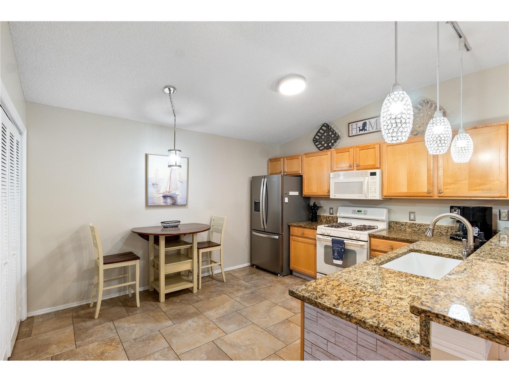 444 Maywood Way The Villages FL 32162 G5107437 image4