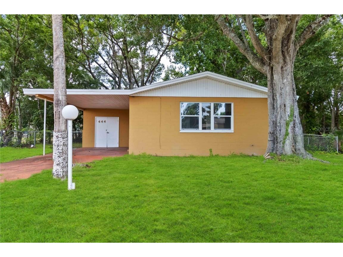 444 S Caroline Street Daytona Beach FL 32114 V4943809 image1