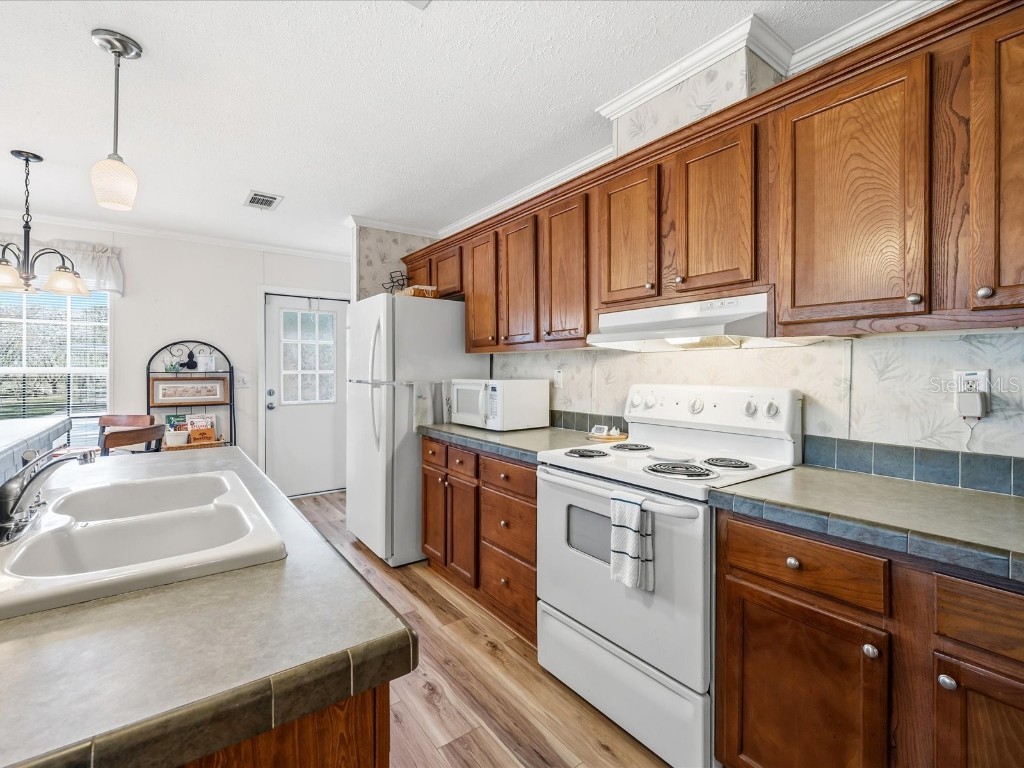 444 Skyline Drive W Lakeland FL 33801 L4957319 image6