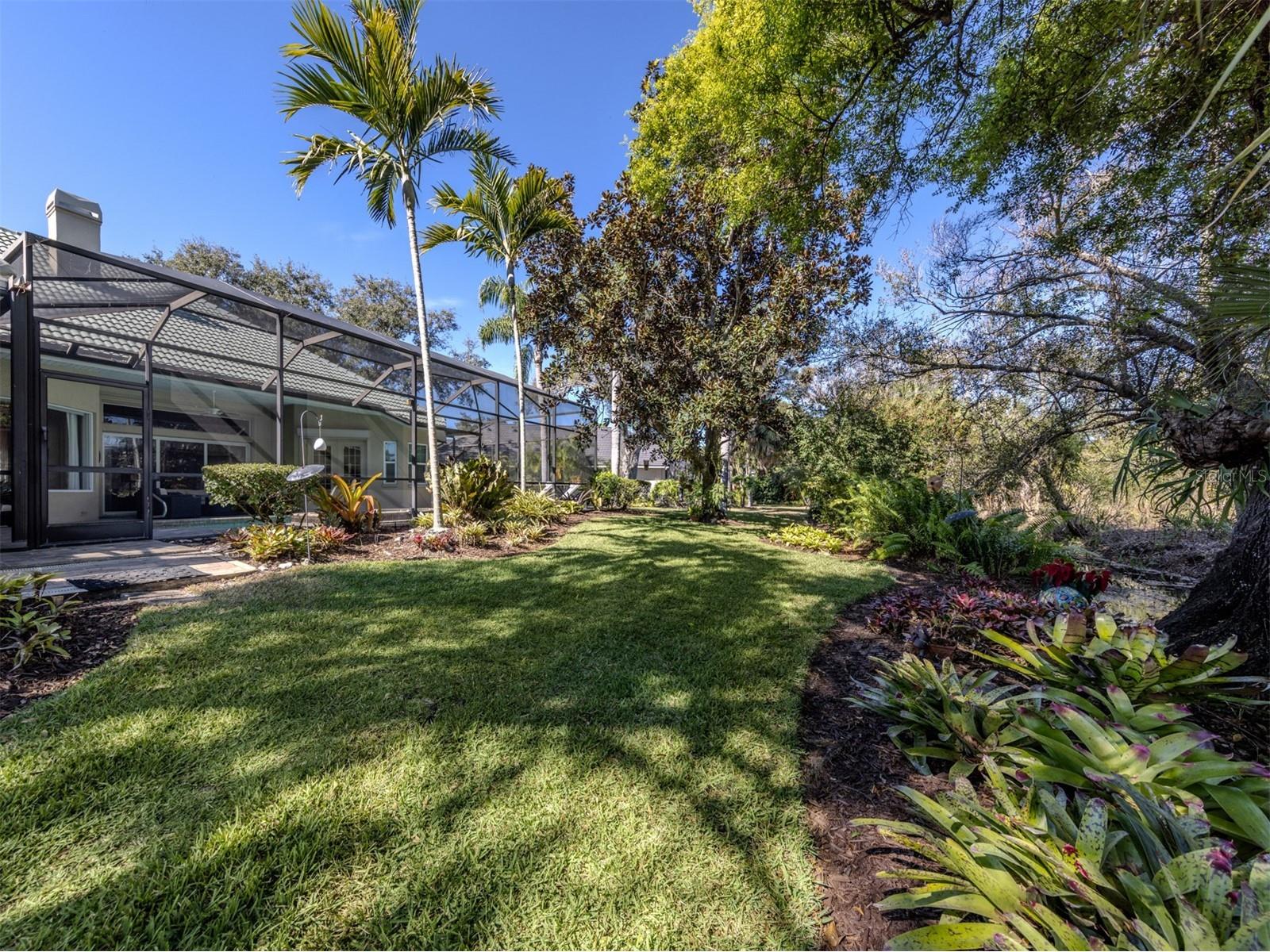 444 Tremingham Way Venice FL 34293 A4682198 image32