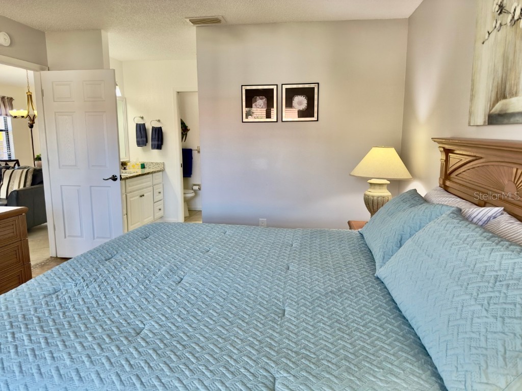 4440 47th Avenue W #204 Bradenton FL 34210 A4641645 image39