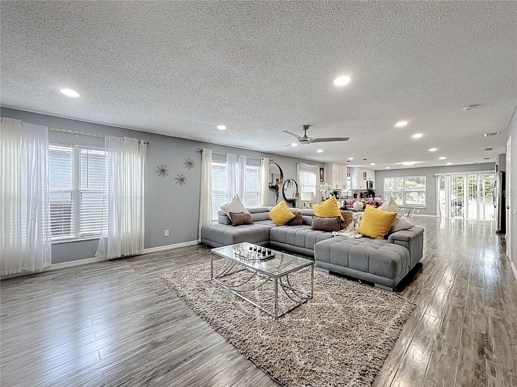 4440 Bleasdale Avenue Orlando FL 32808 O6348343 image2