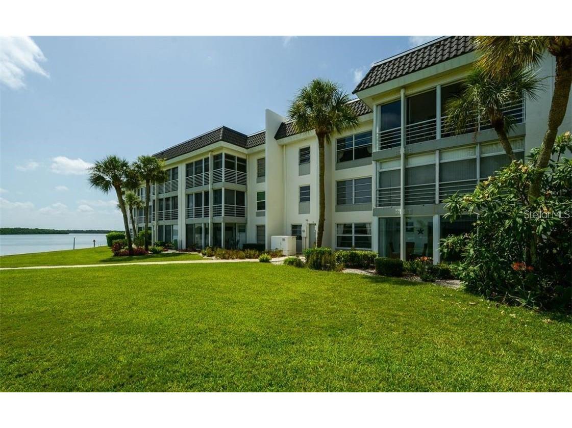 4440 Exeter Drive #103 Longboat Key FL 34228 A4578468 image1