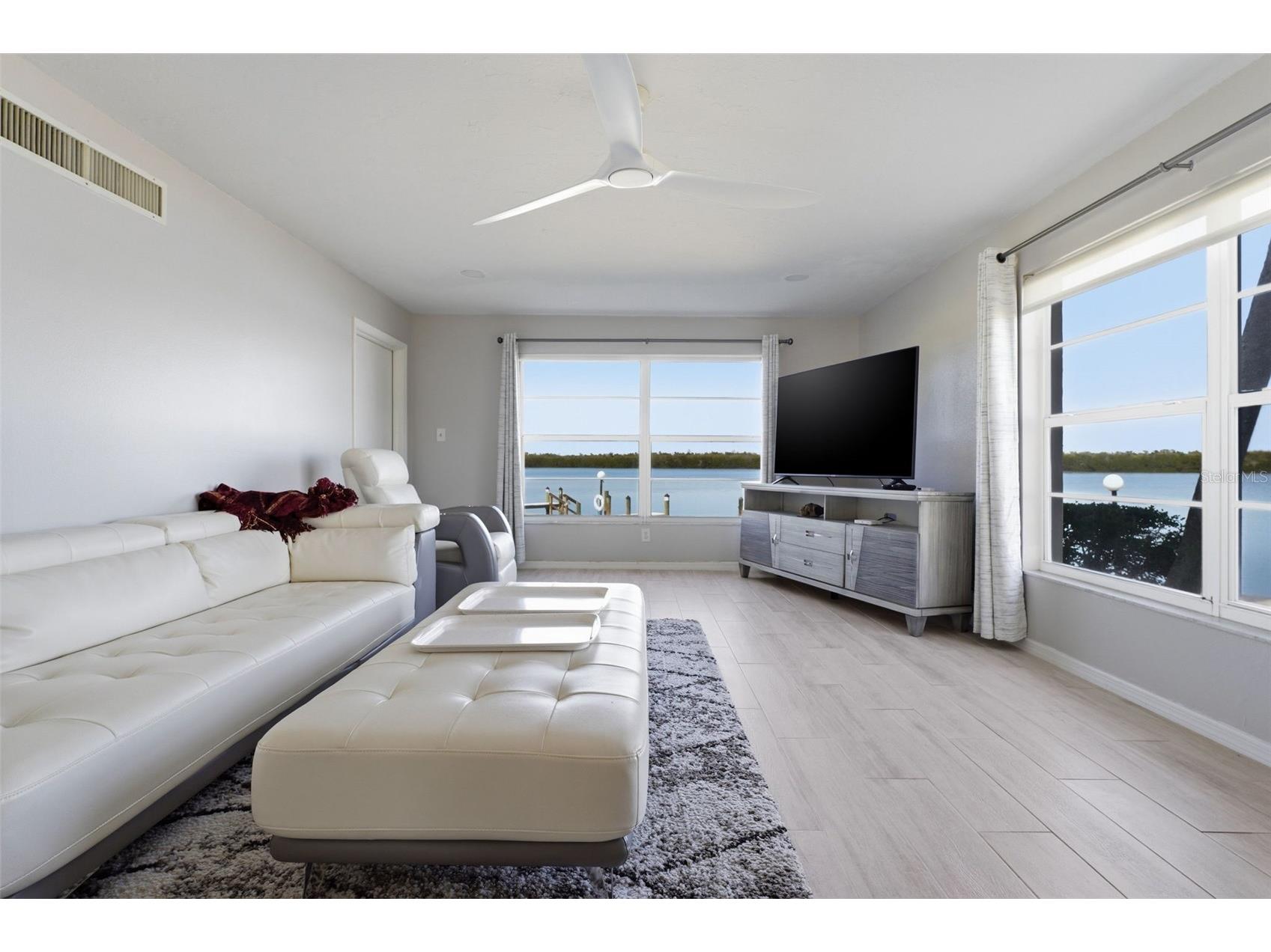 4440 Exeter Drive #106 Longboat Key FL 34228 - SARASOTA BAY D6146366 image7