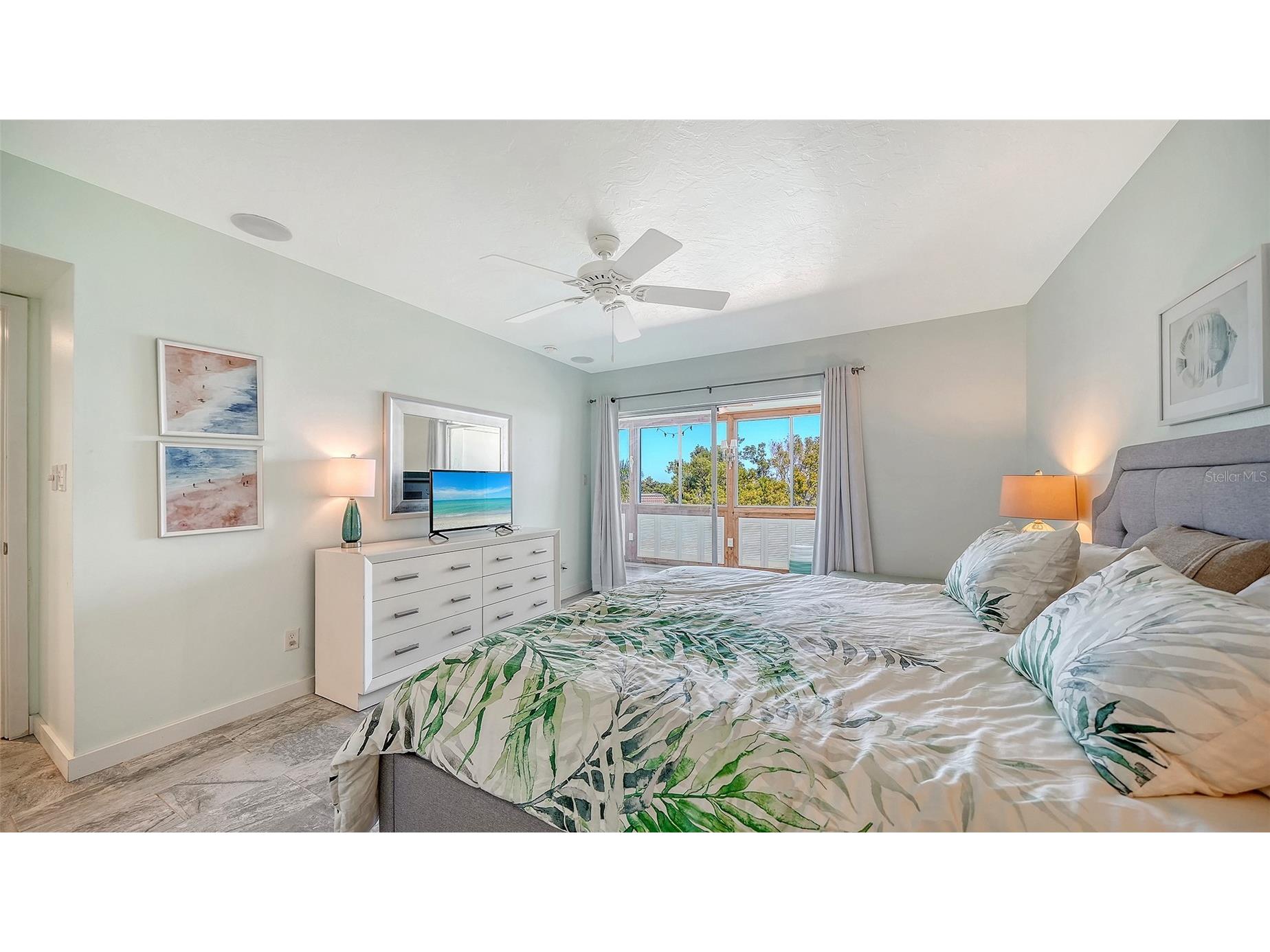 4440 Exeter Drive #301 Longboat Key FL 34228 A4684917 image14