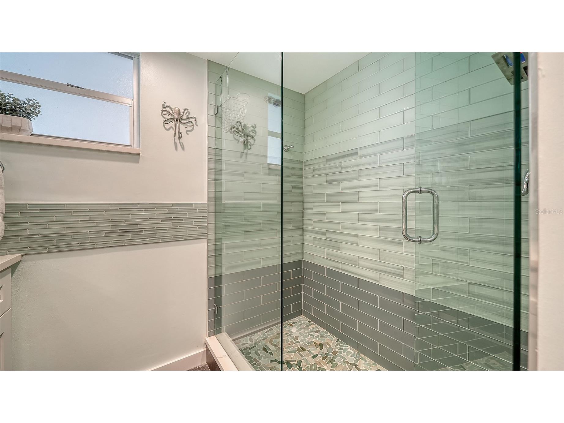 4440 Exeter Drive #301 Longboat Key FL 34228 A4684917 image16