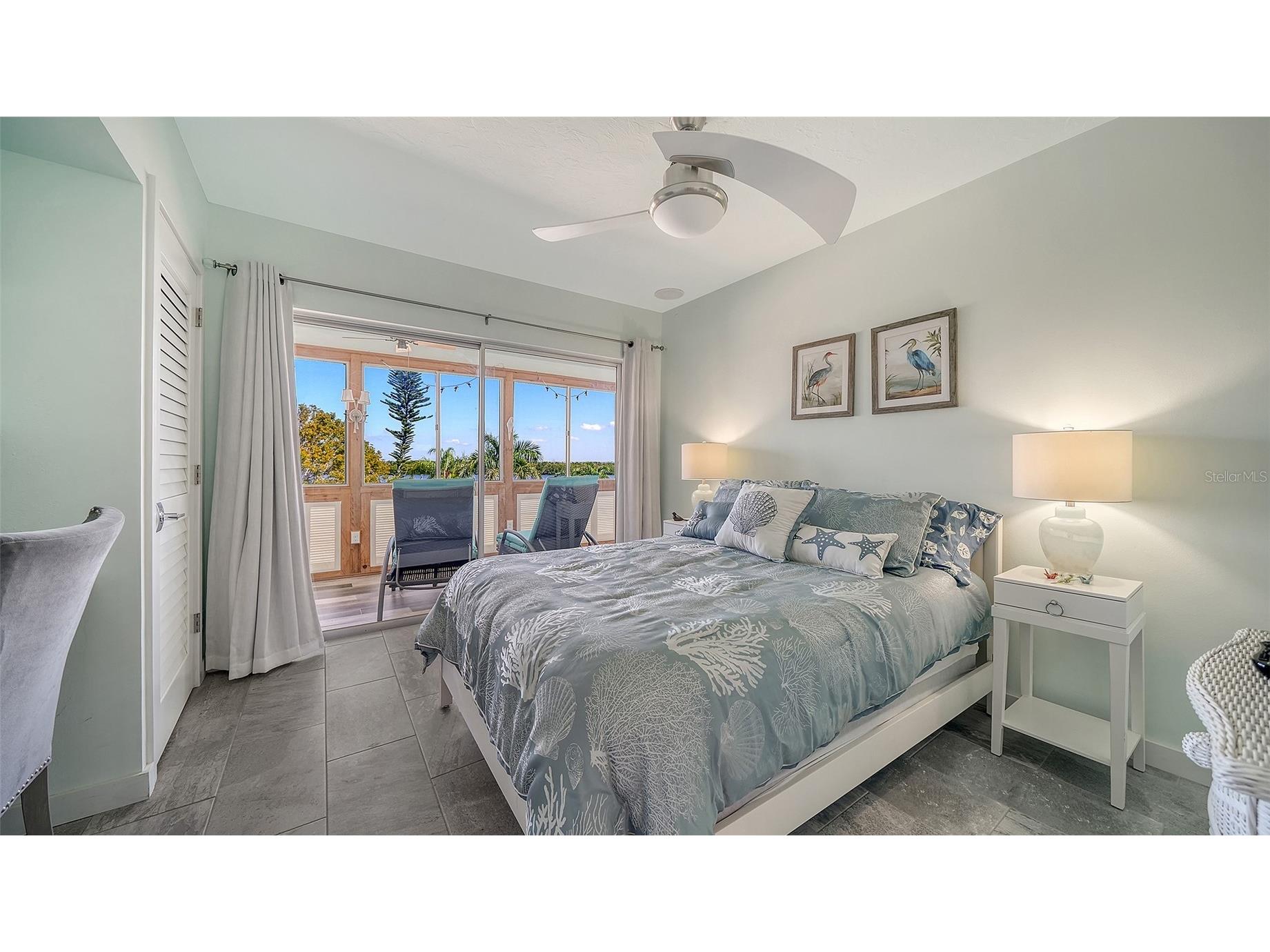 4440 Exeter Drive #301 Longboat Key FL 34228 A4684917 image17