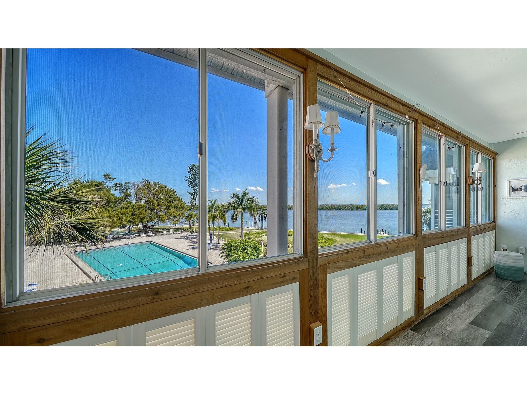 4440 Exeter Drive #301 Longboat Key FL 34228 A4684917 image24