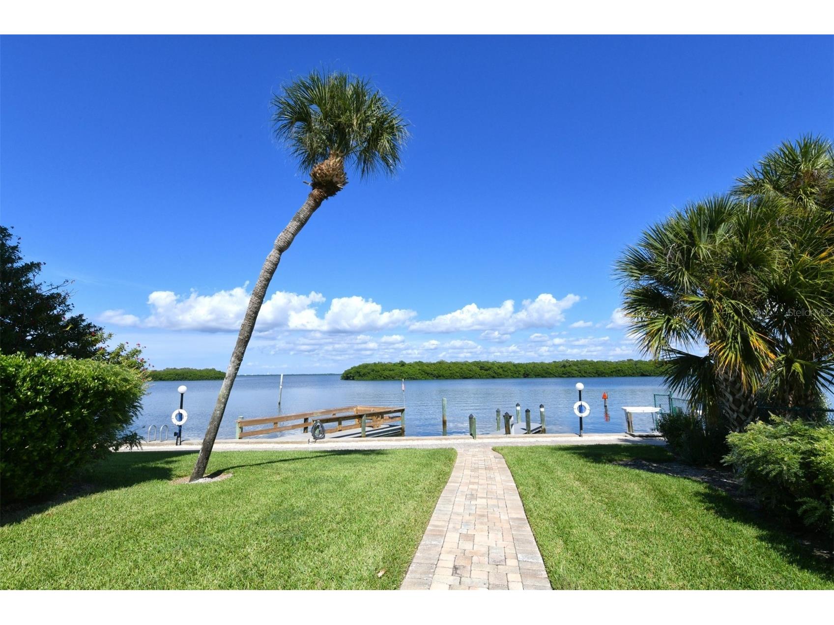 4440 Exeter Drive #301 Longboat Key FL 34228 A4684917 image52