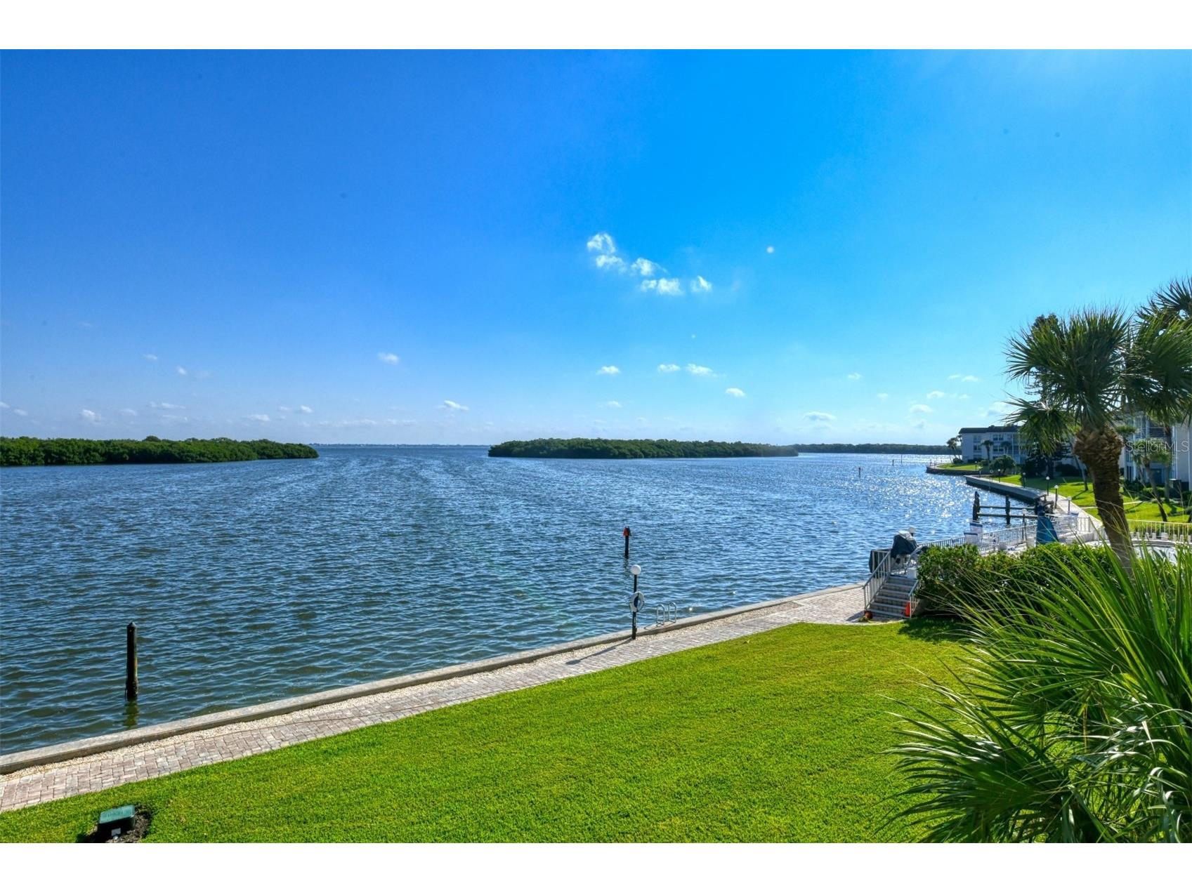 4440 Exeter Drive #301 Longboat Key FL 34228 A4684917 image54