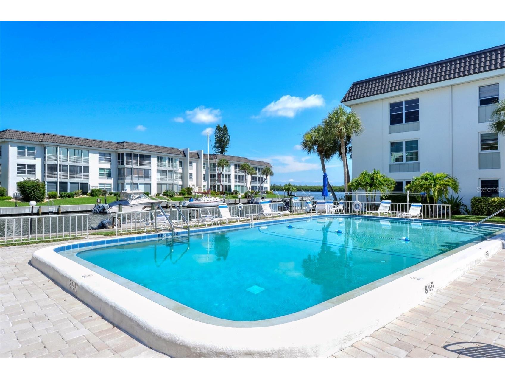 4440 Exeter Drive #301 Longboat Key FL 34228 A4684917 image56