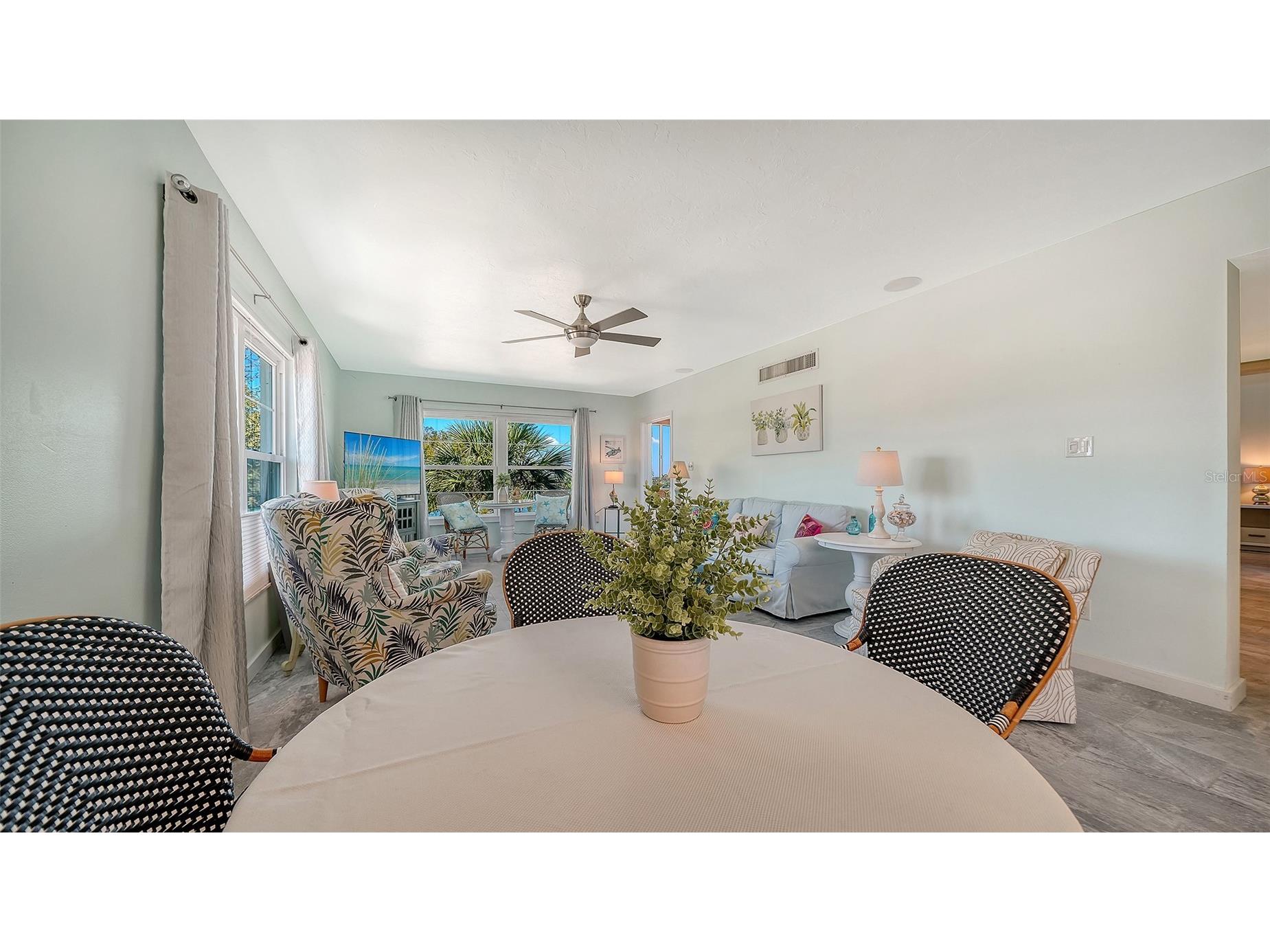 4440 Exeter Drive #301 Longboat Key FL 34228 A4684917 image6