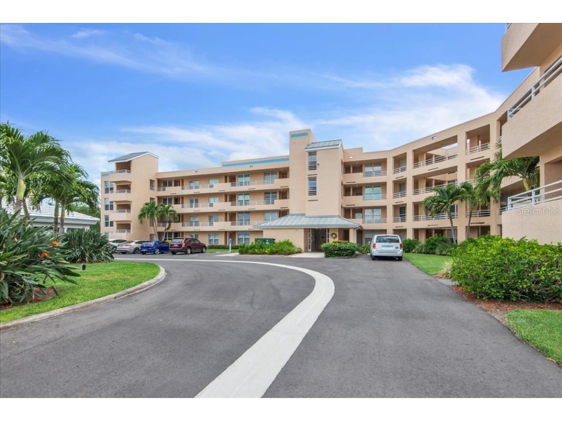 4440 Fairways Boulevard #304 Bradenton FL 34209 A4572905 image1