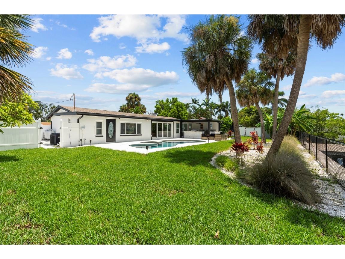 4440 Huntington Street NE Saint Petersburg FL 33703 TB8417746 image32