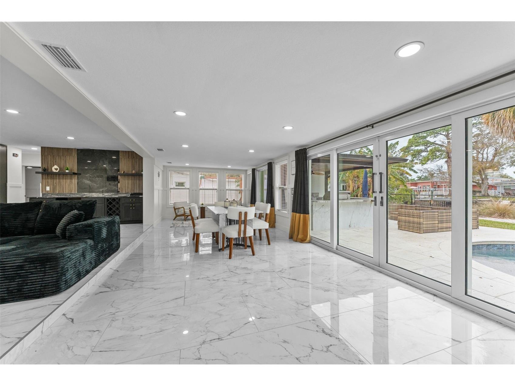 4440 Huntington Street NE Saint Petersburg FL 33703 TB8475002 image15