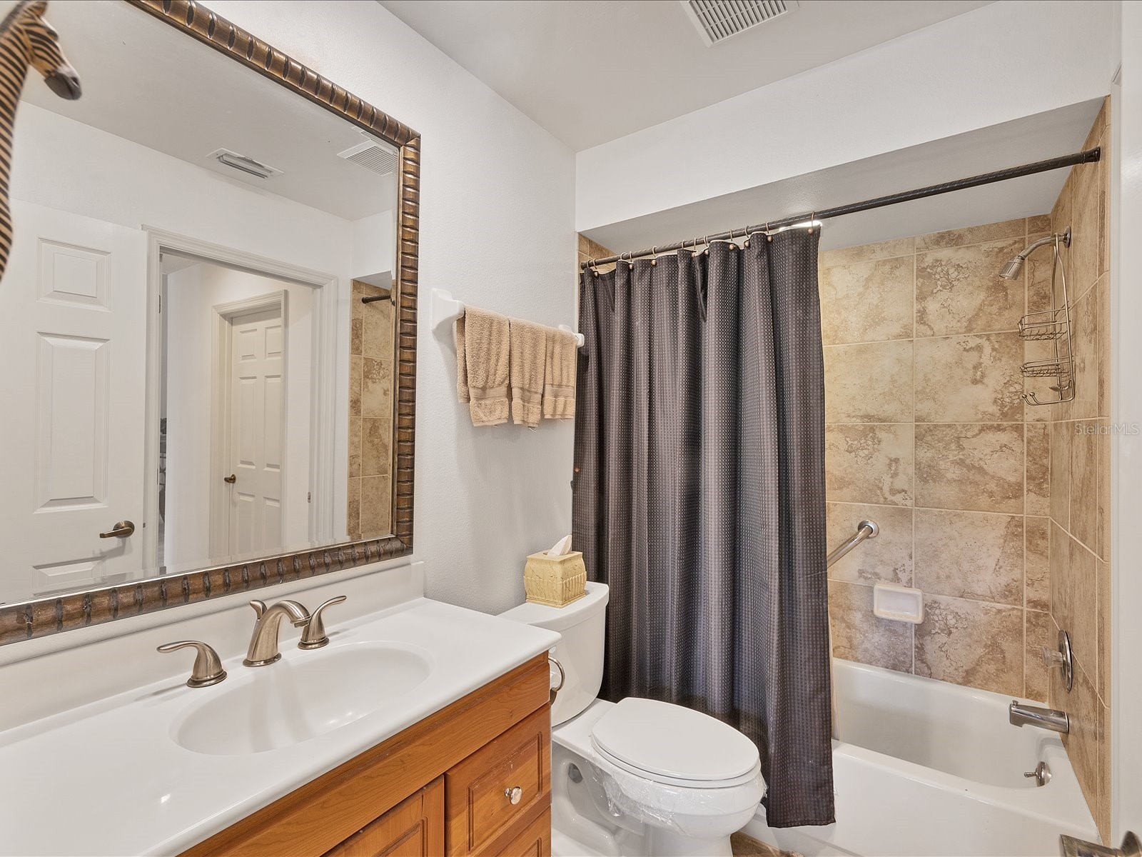 4440 Weybridge #4440 Sarasota FL 34235 A4688269 image23