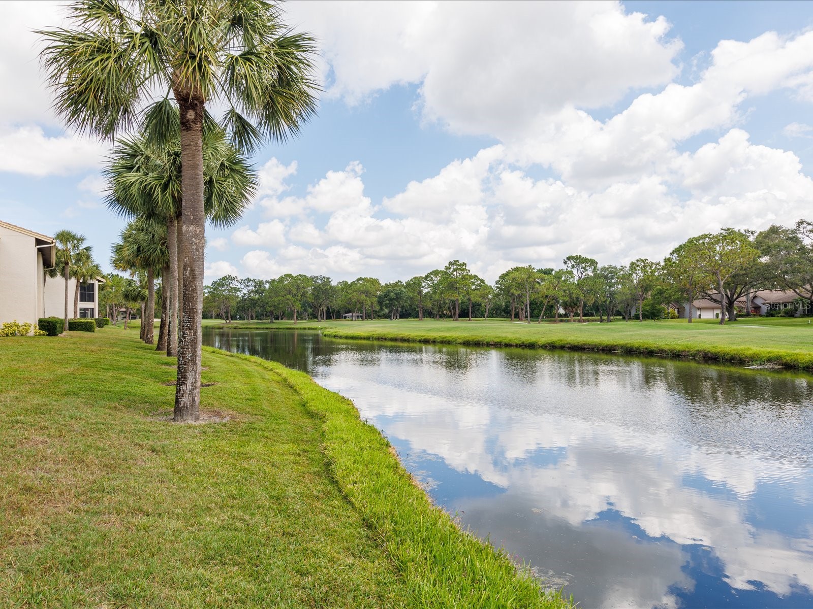 4440 Weybridge #4440 Sarasota FL 34235 A4688269 image5