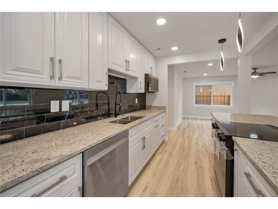 4441 16th Street N Saint Petersburg FL 33703 TB8401162 image11