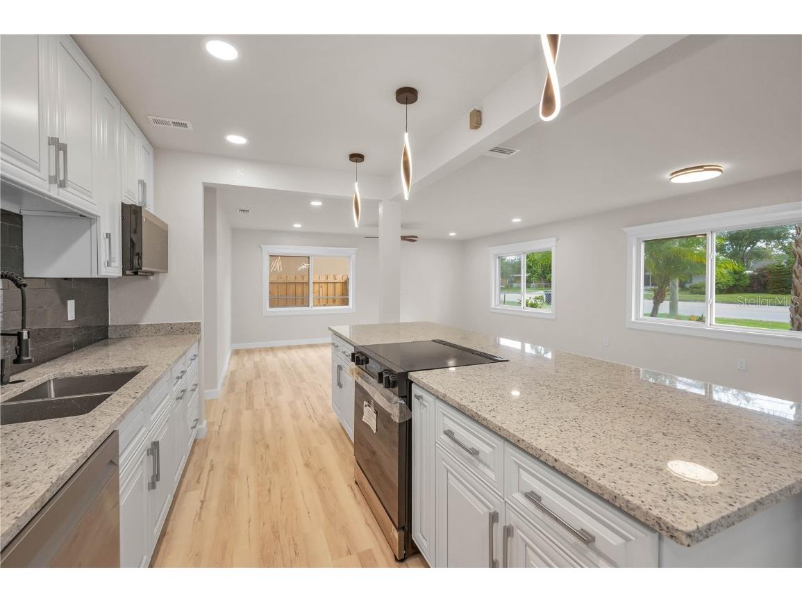 4441 16th Street N Saint Petersburg FL 33703 TB8401162 image12