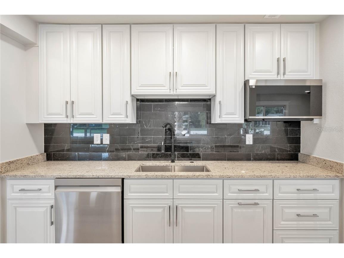 4441 16th Street N Saint Petersburg FL 33703 TB8401162 image13