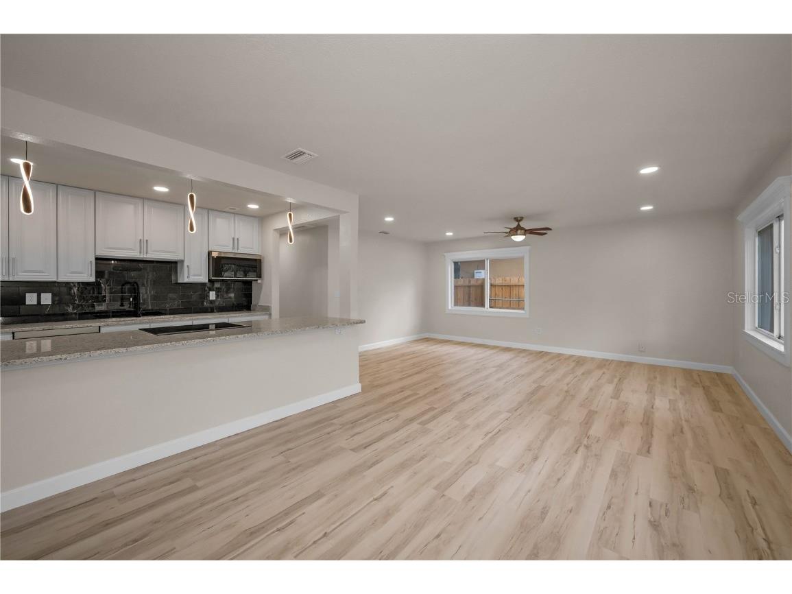 4441 16th Street N Saint Petersburg FL 33703 TB8401162 image4