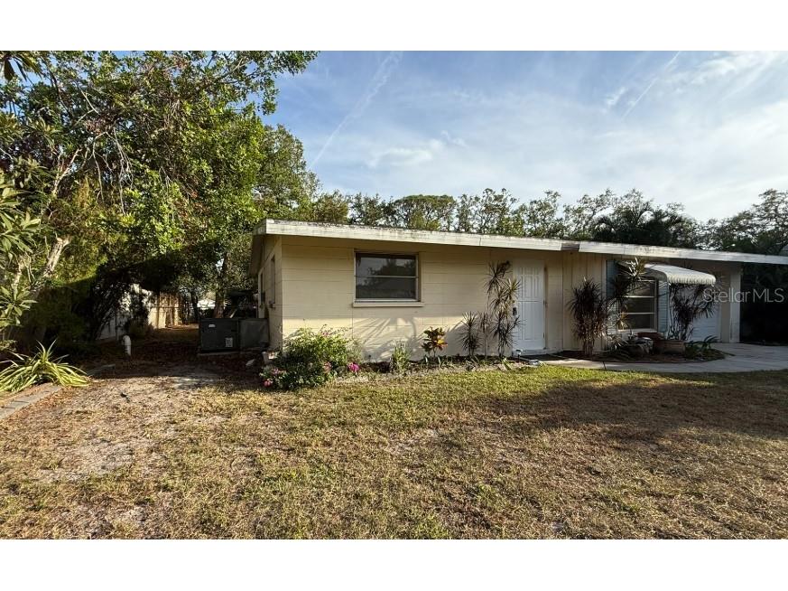 4442 Beacon Drive Sarasota FL 34232 A4632741 image1