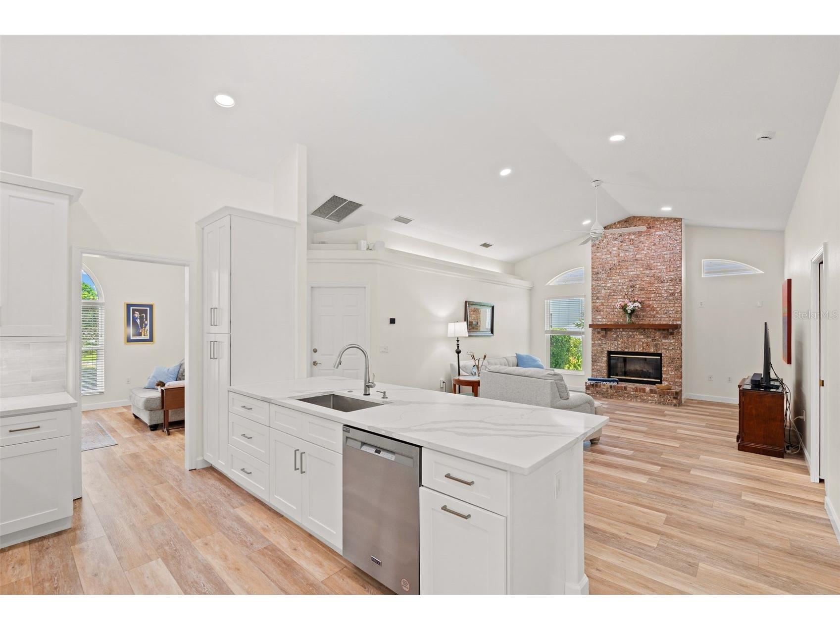 4442 Hollybrook Way Sarasota FL 34233 A4694025 image28