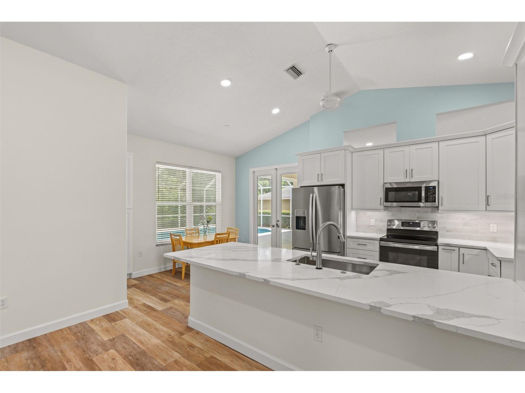 4442 Hollybrook Way Sarasota FL 34233 A4694025 image30