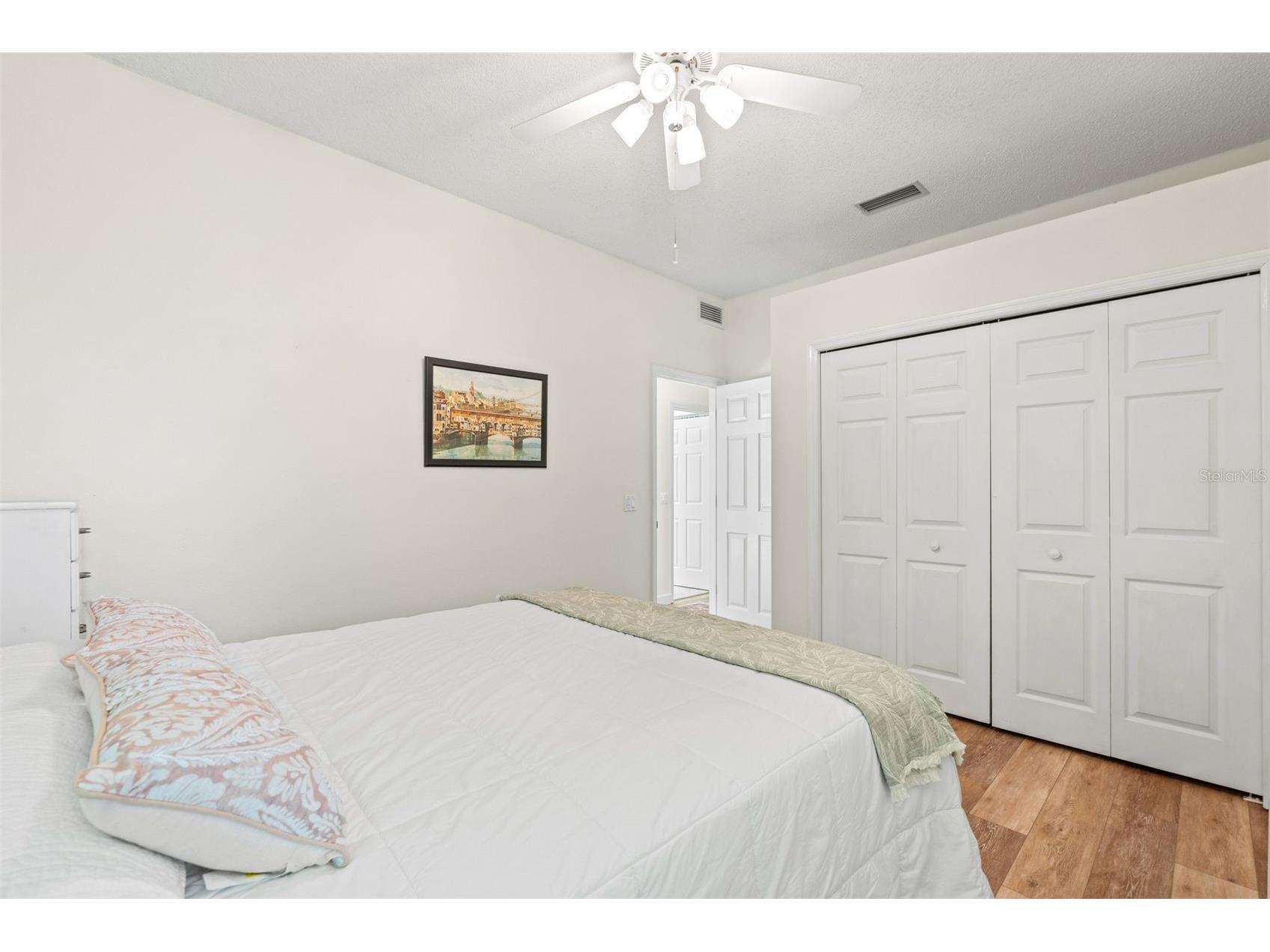 4442 Hollybrook Way Sarasota FL 34233 A4694025 image46