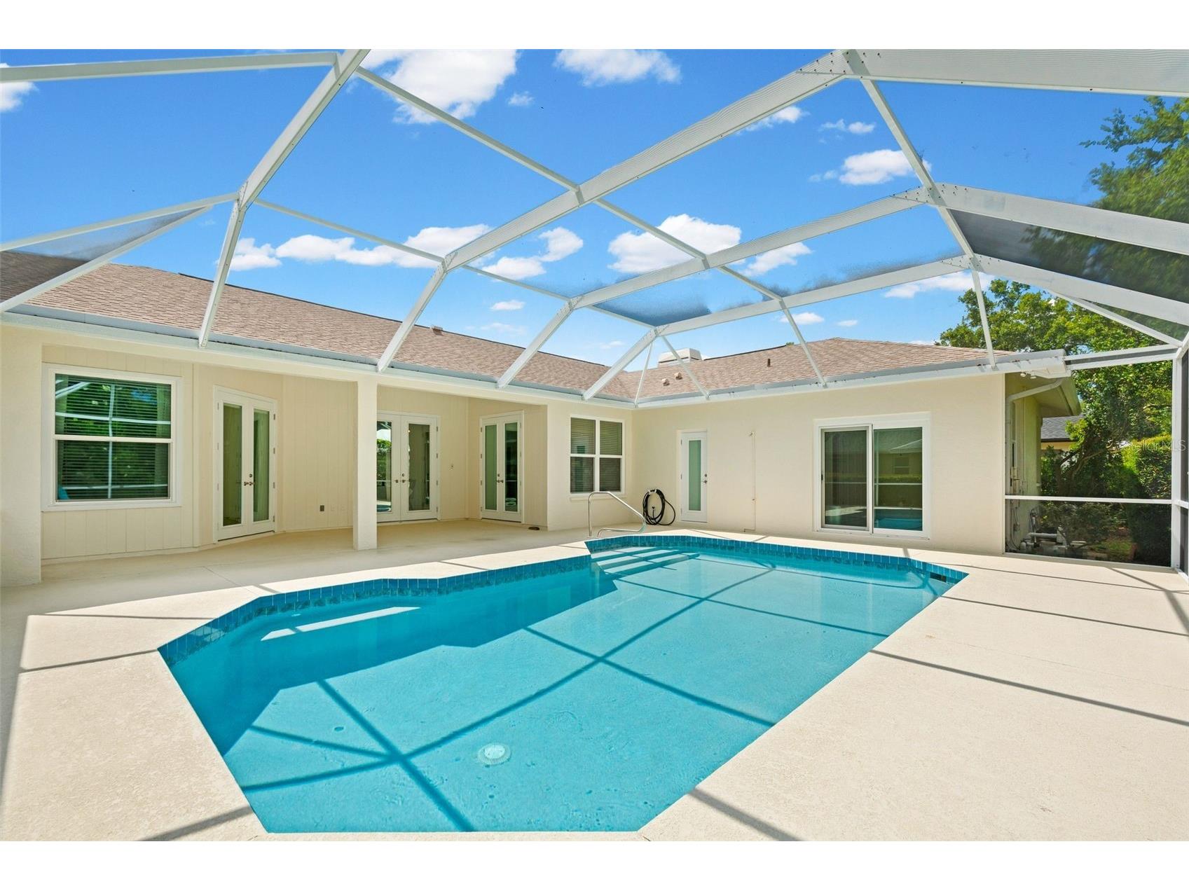 4442 Hollybrook Way Sarasota FL 34233 A4694025 image55