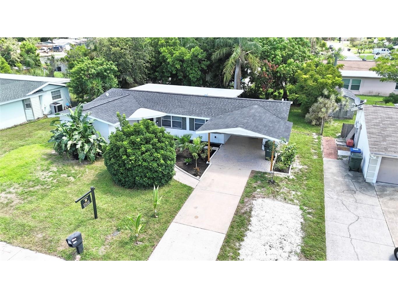 4443 Beneva Road Sarasota FL 34233 A4663655 image1