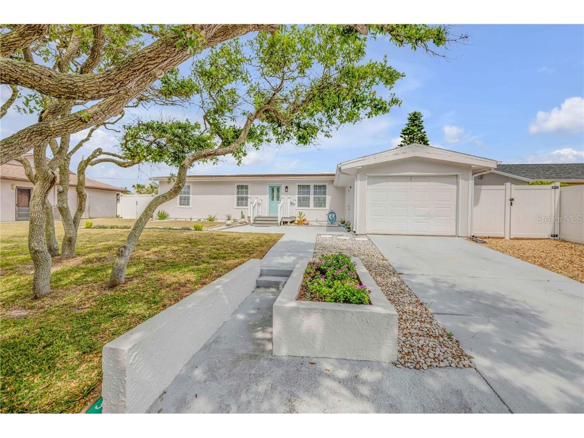 4443 Doris Drive New Smyrna Beach FL 32169 O6296226 image1