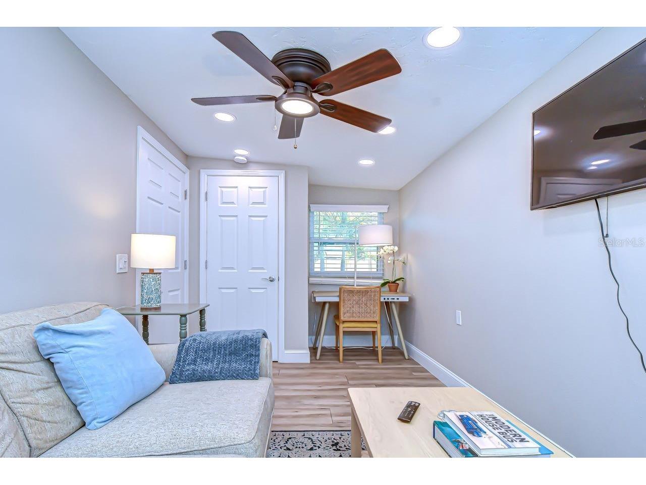 4444 17th Street W #A Bradenton FL 34207 TB8463317 image11