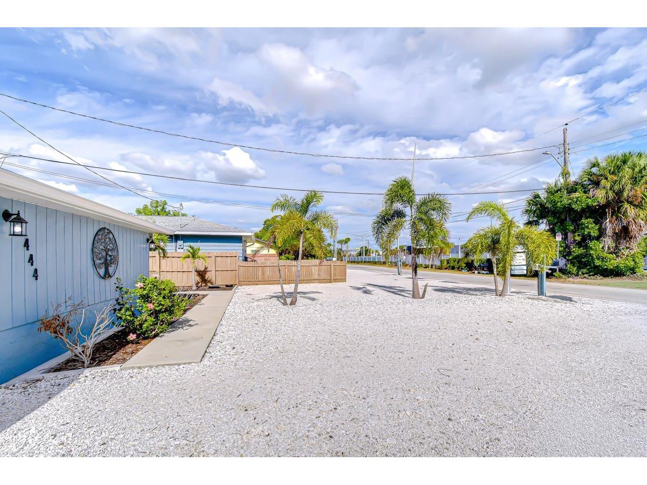 4444 17th Street W #A Bradenton FL 34207 TB8463317 image3