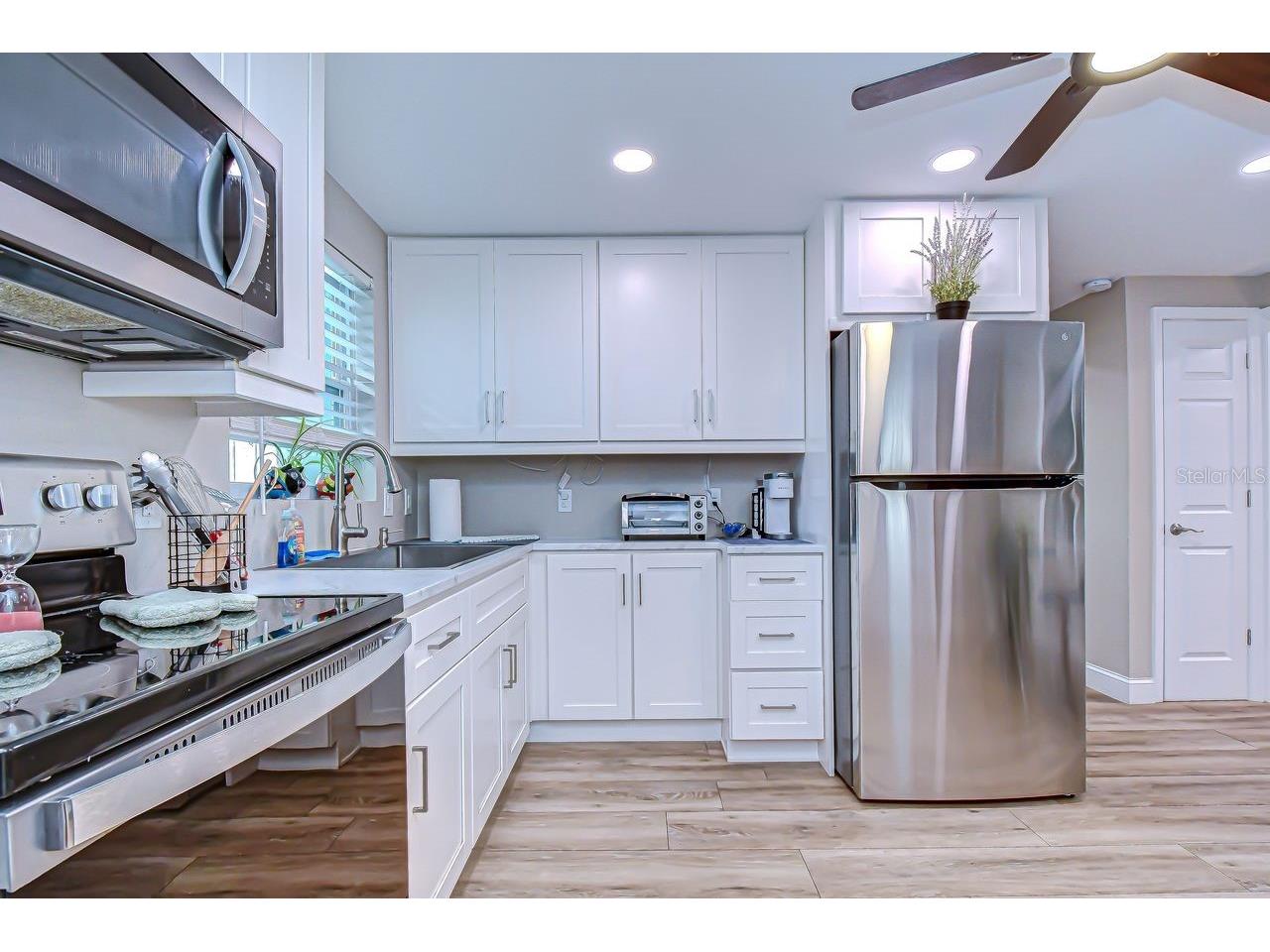 4444 17th Street W #A Bradenton FL 34207 TB8463317 image7