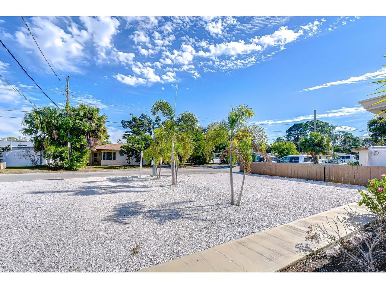 4444 17th Street W #B Bradenton FL 34207 TB8463321 image4