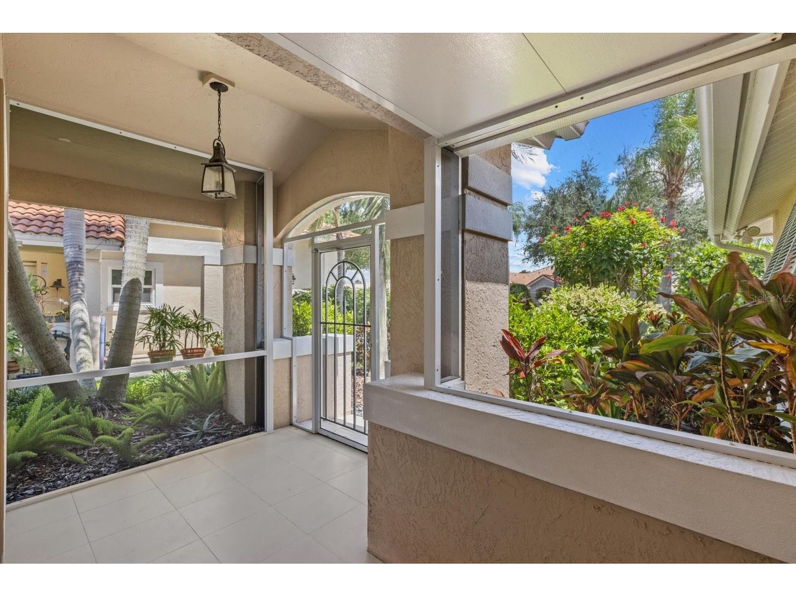 4444 Deer Trail Boulevard Sarasota FL 34238 A4693356 image2
