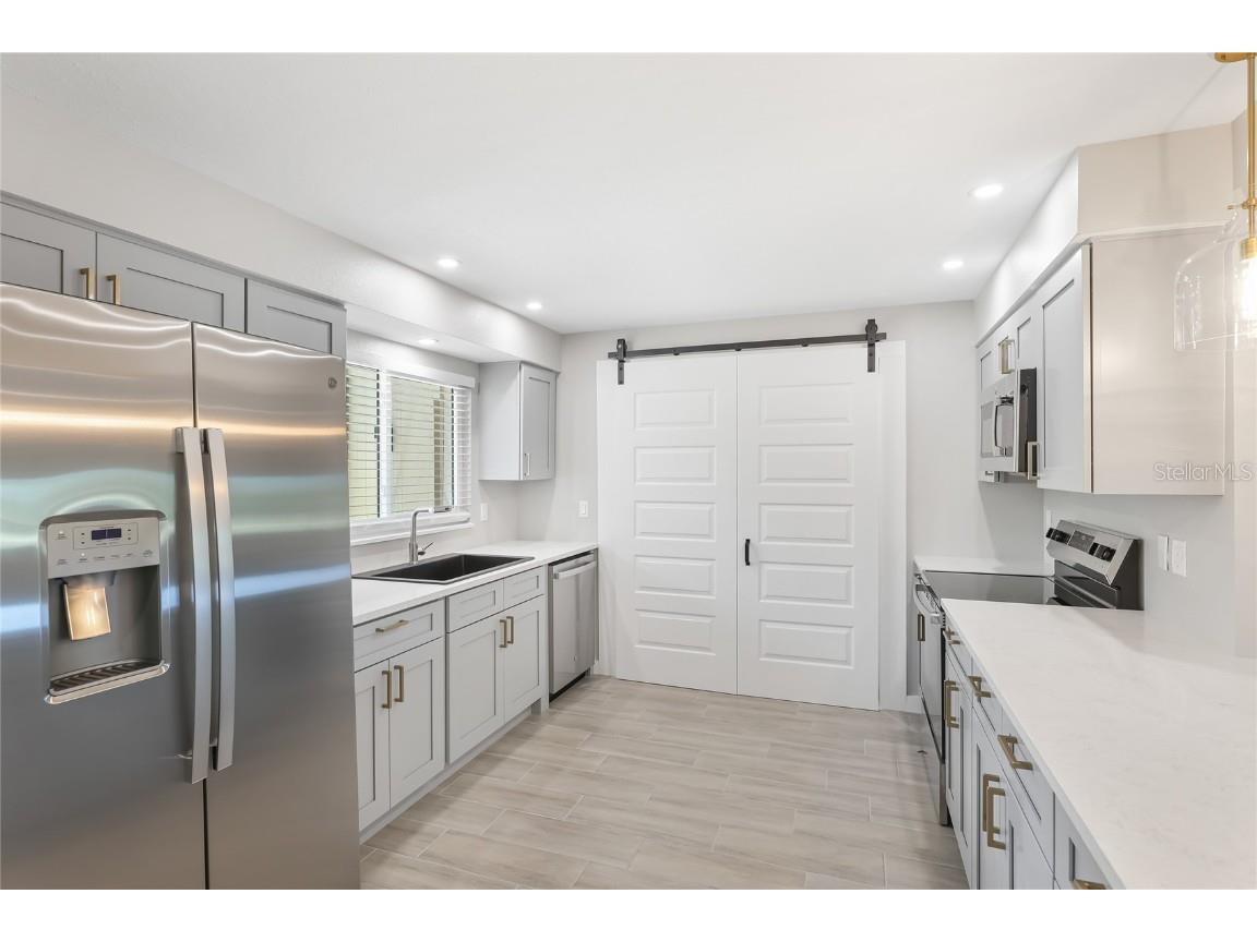 4444 Narraganset Trail #96 Sarasota FL 34233 A4666353 image3