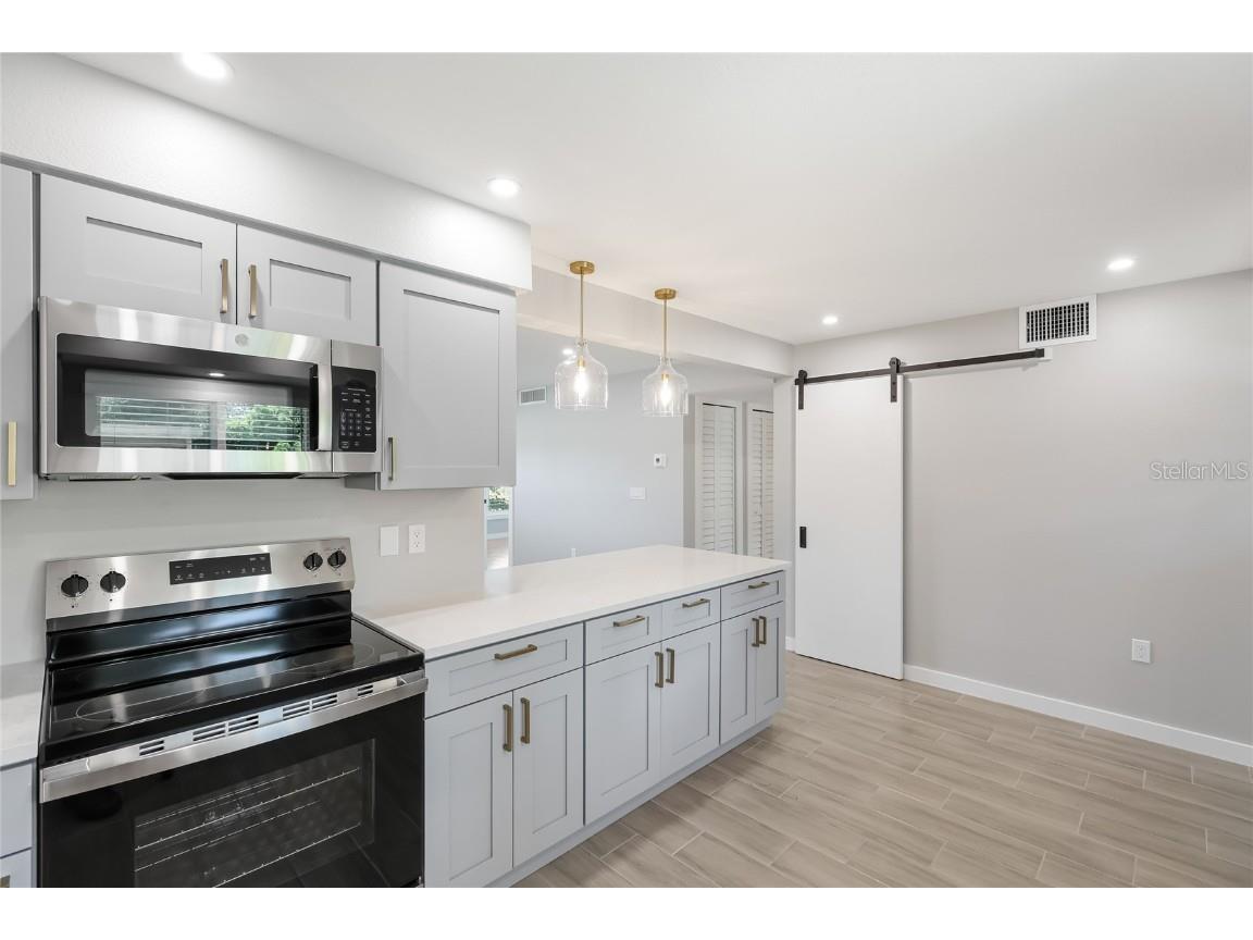 4444 Narraganset Trail #96 Sarasota FL 34233 A4666353 image5