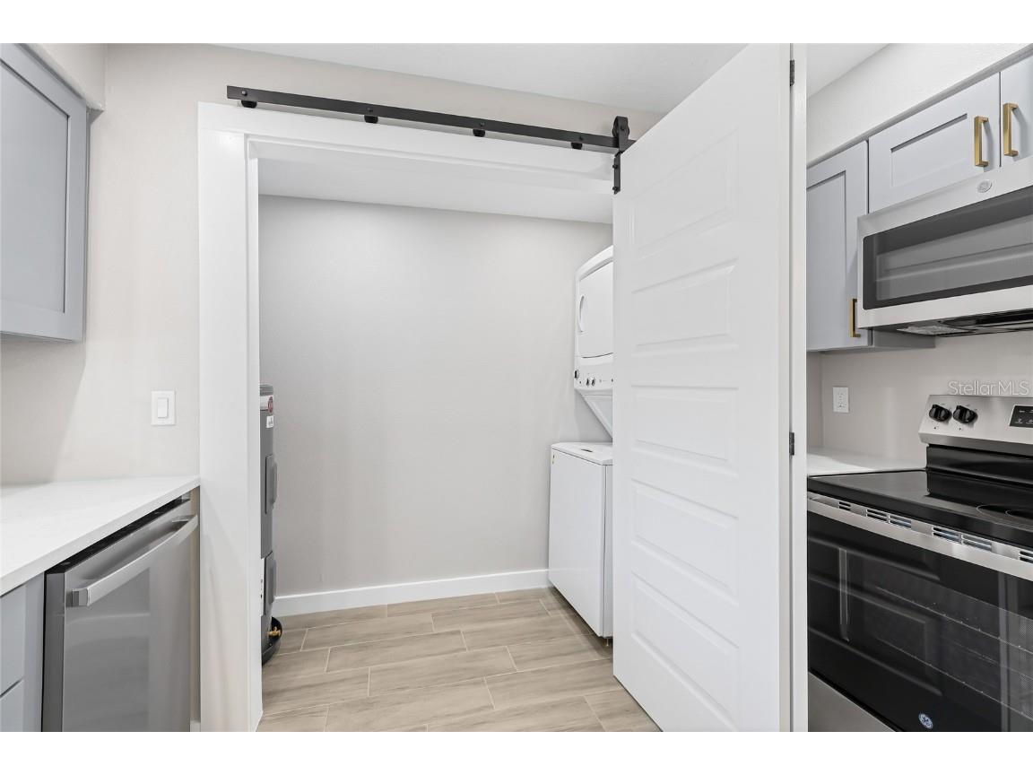 4444 Narraganset Trail #96 Sarasota FL 34233 A4666353 image6