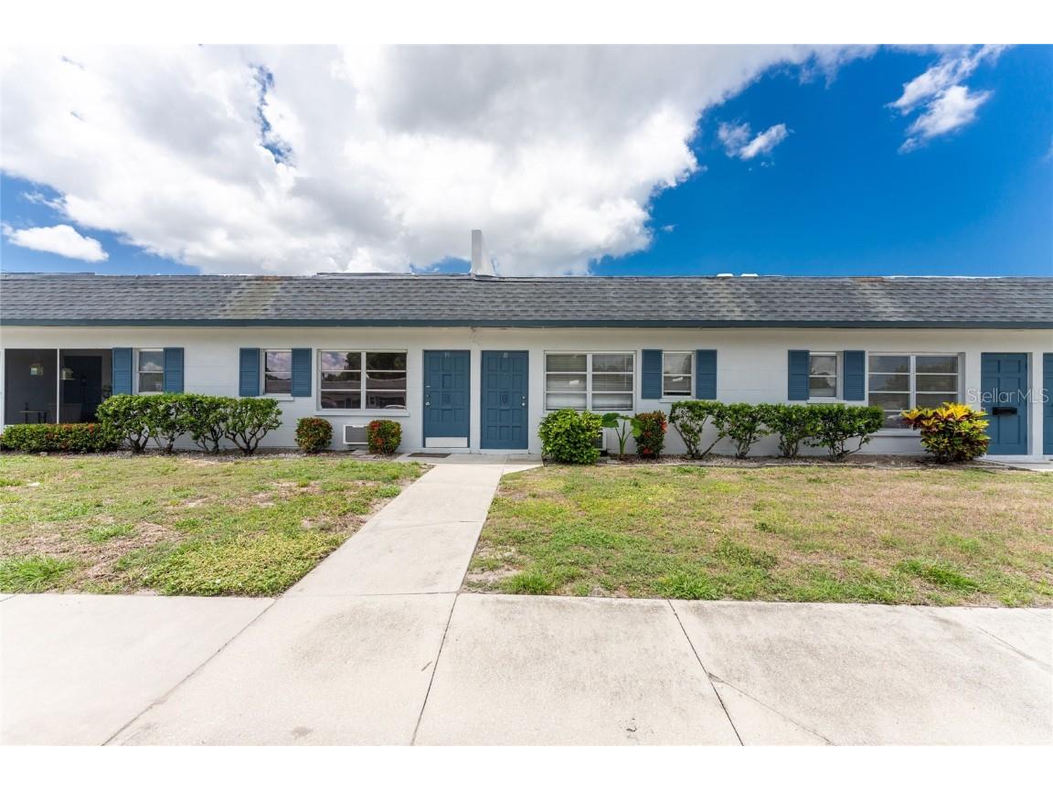 4444 Swift Road #18 Sarasota FL 34231 D6137291 image1