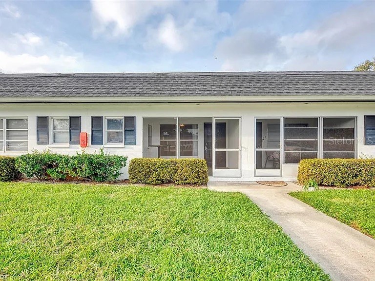 4444 Swift Road #29 Sarasota FL 34231 A4575007 image1