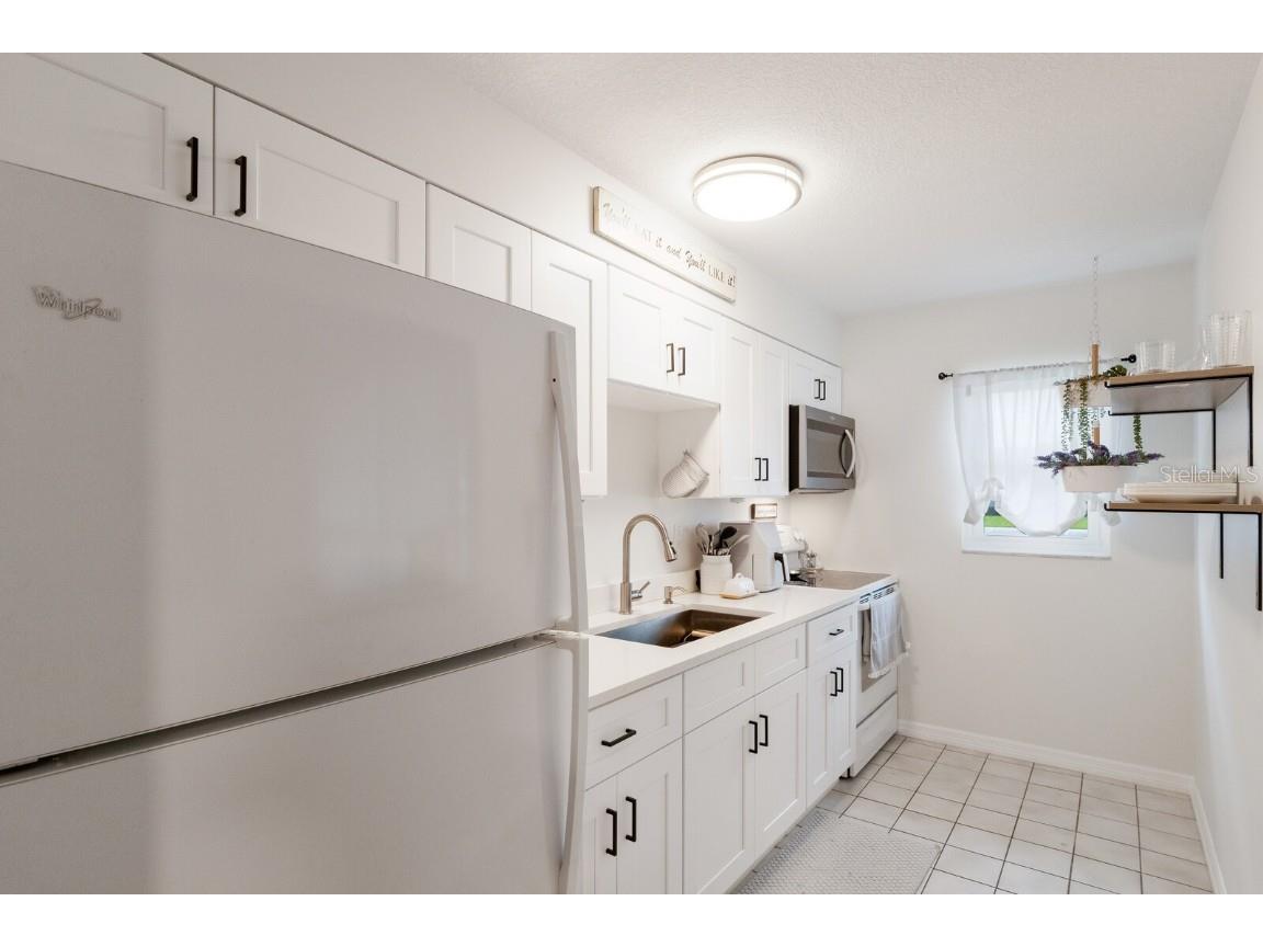 4444 Swift Road #4 Sarasota FL 34231 A4665781 image15