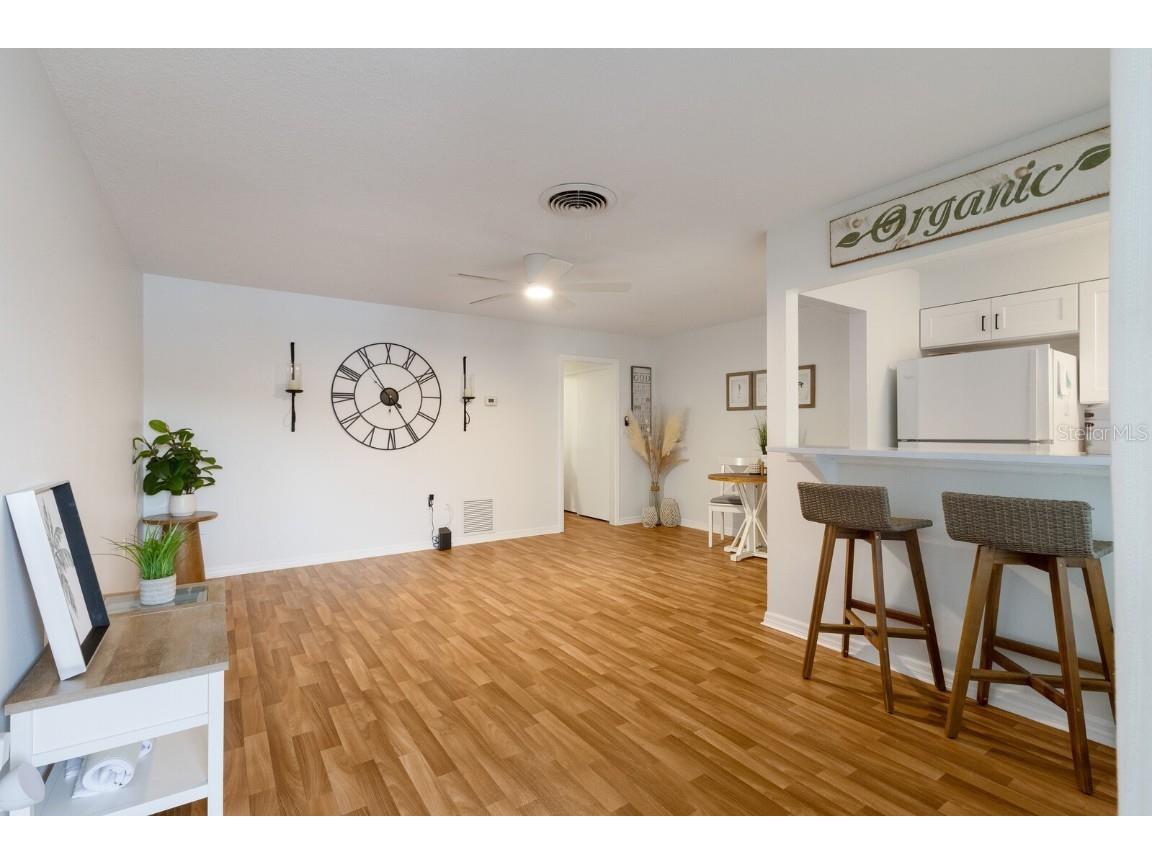 4444 Swift Road #4 Sarasota FL 34231 A4665781 image5