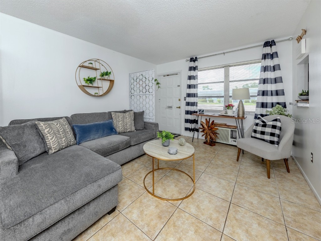 4444 Swift Road #44 Sarasota FL 34231 A4664749 image11