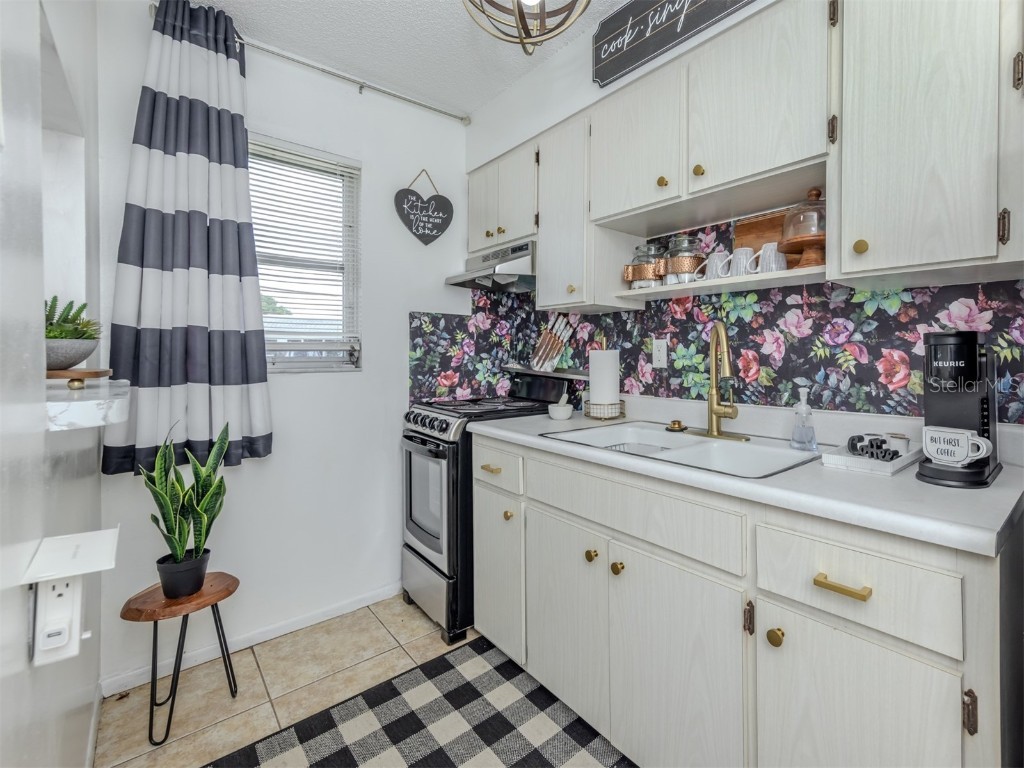 4444 Swift Road #44 Sarasota FL 34231 A4664749 image21