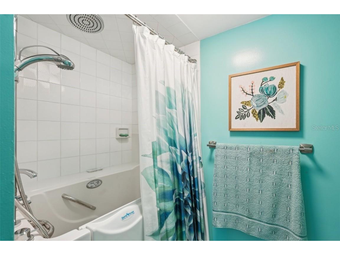 4445 46th Avenue W Bradenton FL 34210 A4632363 image25