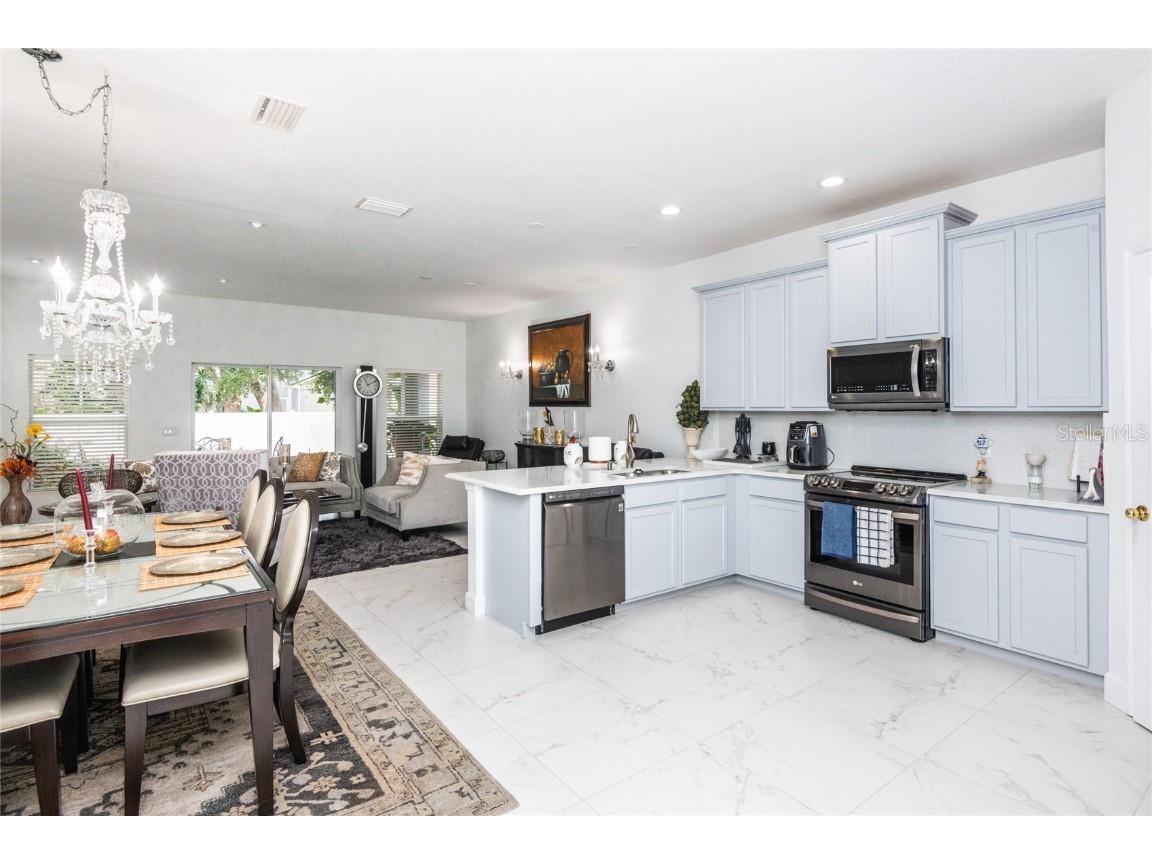 4445 Amberly Oaks Court Tampa FL 33614 TB8325959 image9